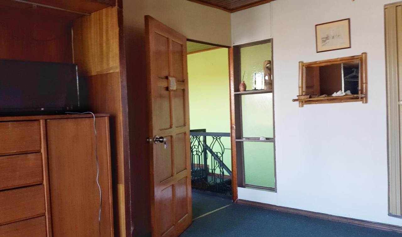Vida Tropical Bed and Breakfast Alajuela Exterior foto