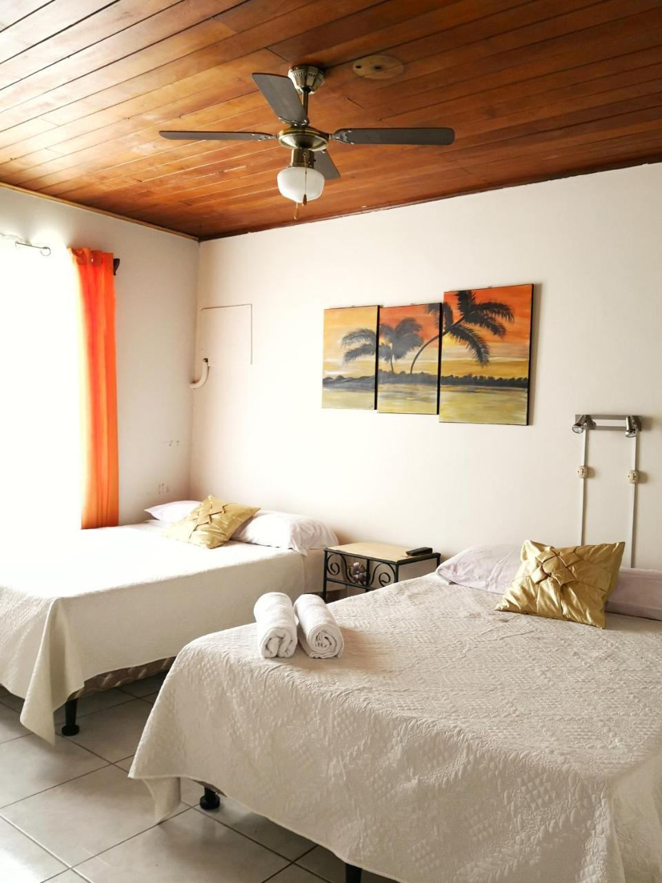 Vida Tropical Bed and Breakfast Alajuela Exterior foto