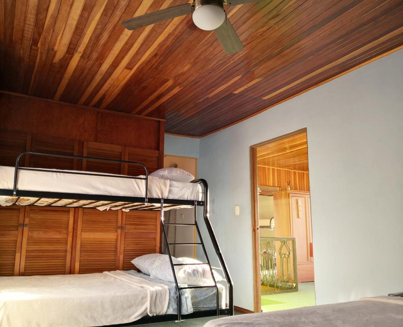 Vida Tropical Bed and Breakfast Alajuela Exterior foto